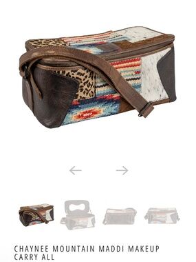 Chaynee mountain Makeup Carry All - Multicolor